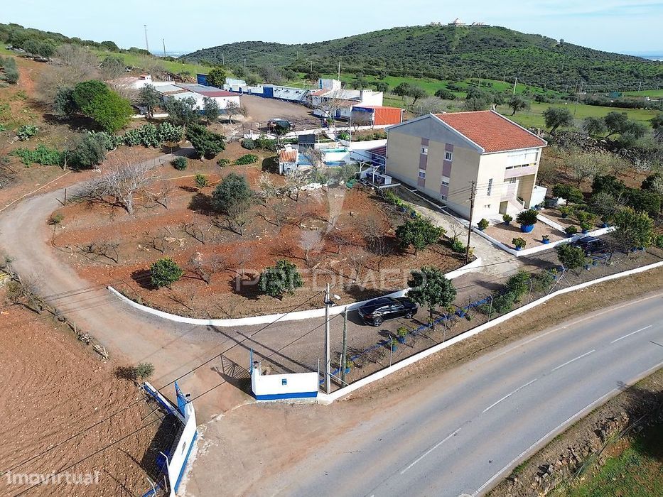 Quinta com 5825mts2 no Vedor, Elvas