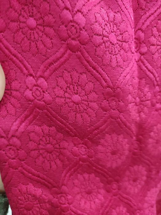 Vários vestidos em muito bom estado