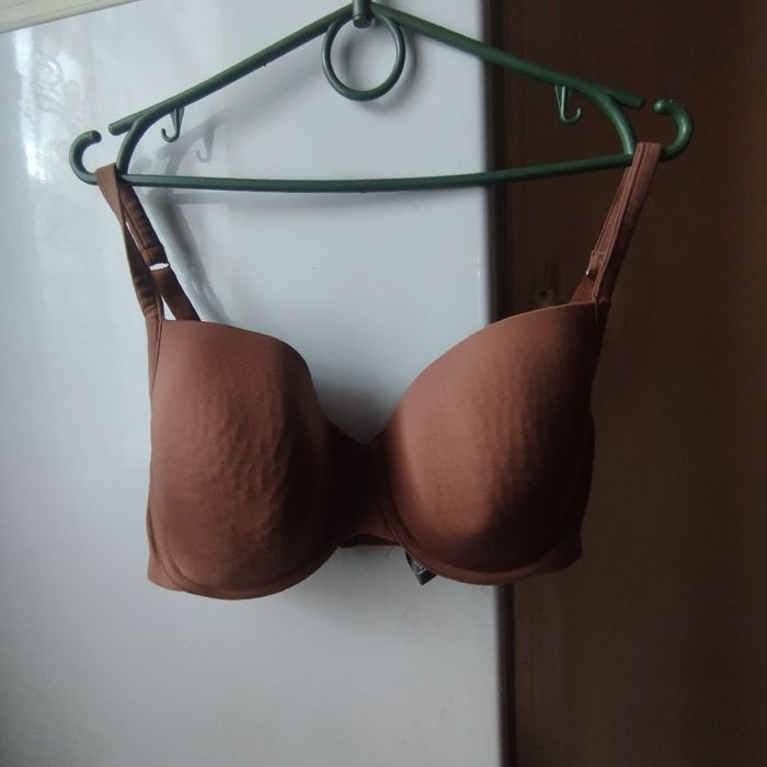 Бюстик жiночий..