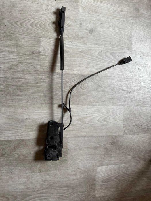 Замок капота Audi Q5 q5 Кю 5 ку 8R 2008-2017