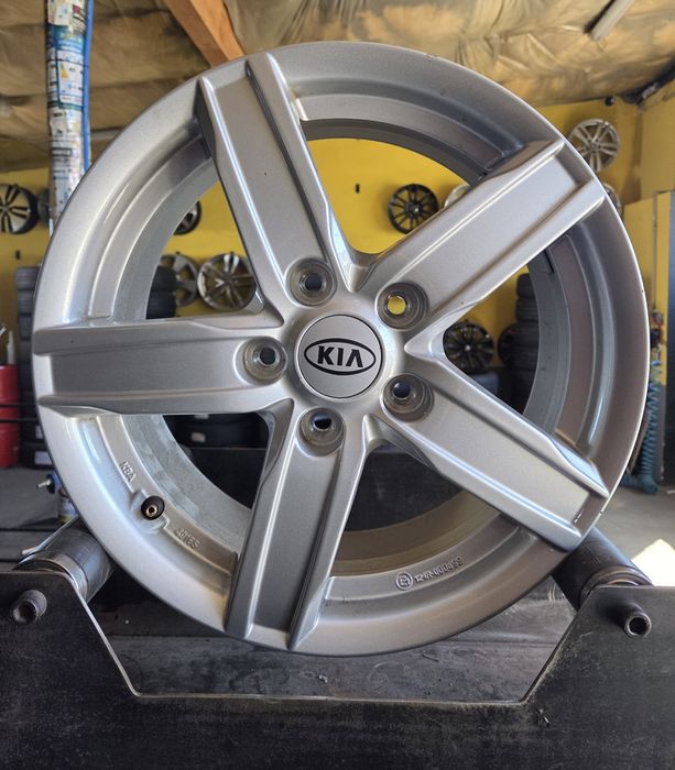Felgi Aluminiowe 5x114,3 6,5Jx16 ET 48,5 Kia Huinday