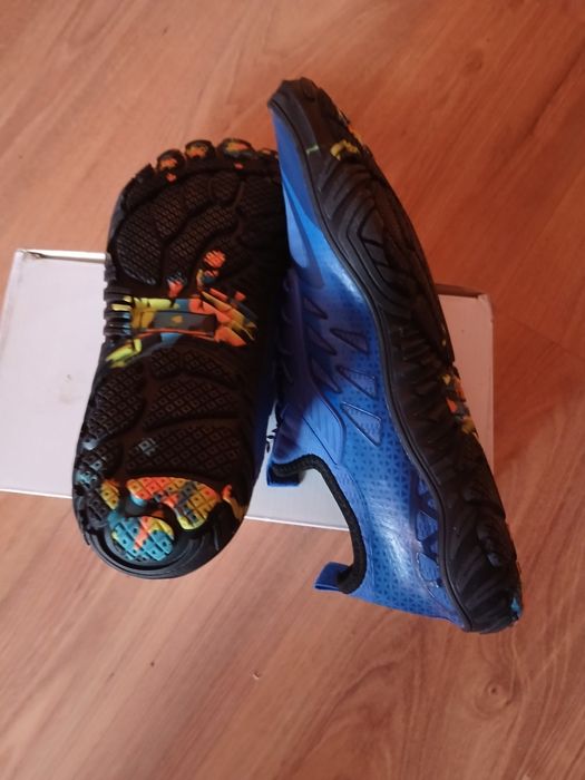 Buty do sportów wodnych