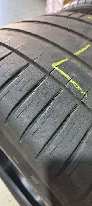Pneus 295/40/21 michelin