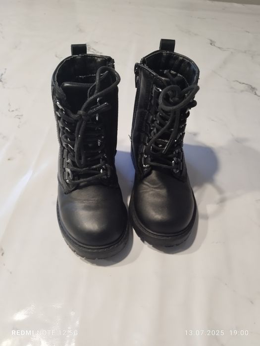 Ботінки  для дівчинки 24р