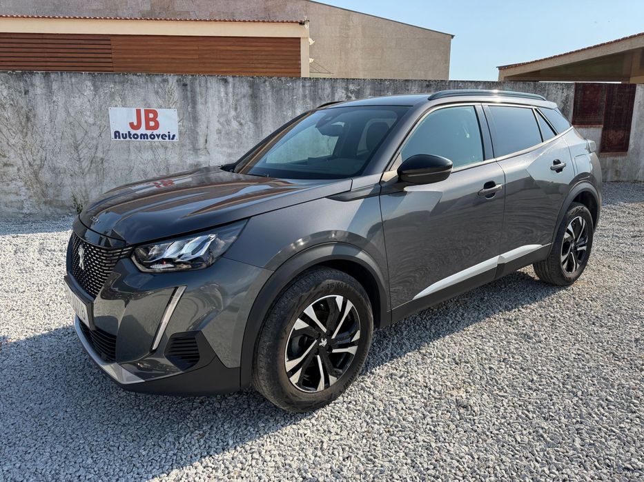 Peugeot 2008 PureTech 100 Allure