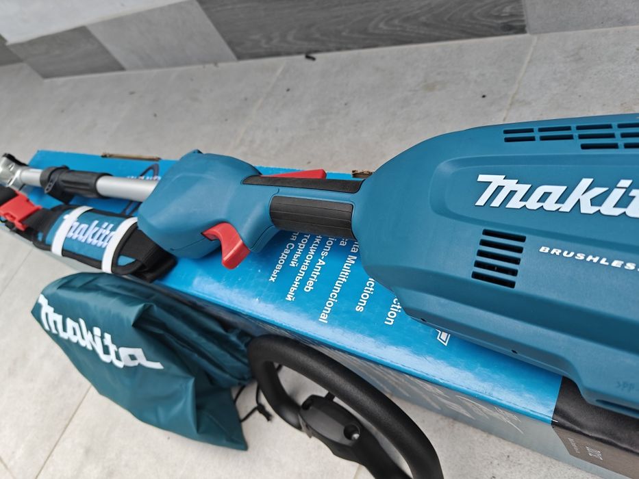 Тример Makita  DUX 18Z