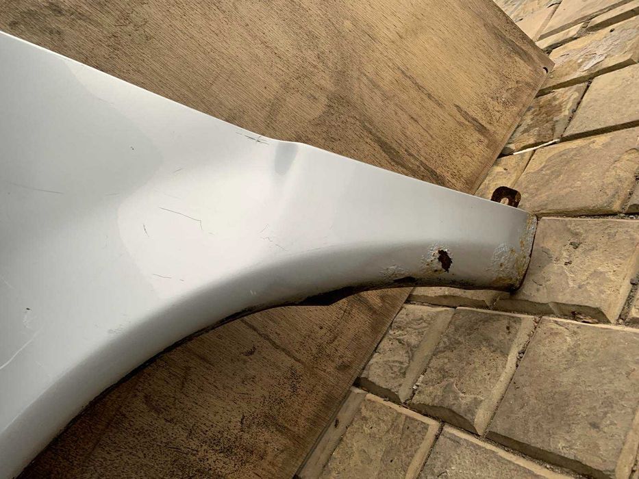 Крило переднє ML 163 емелка 2.7 крило праве ліве мл 270 Rest