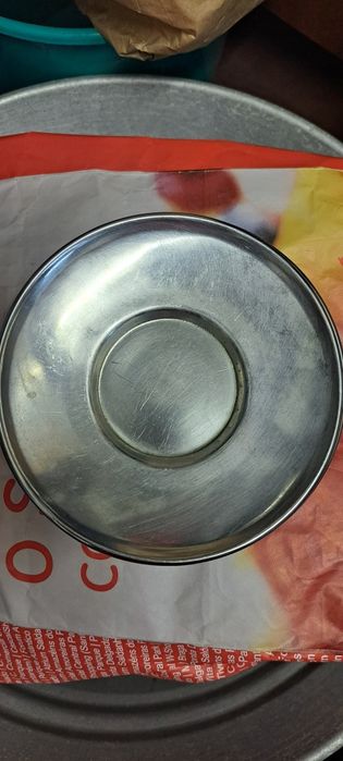 Pratos de sobremesa em inox431358873646540802