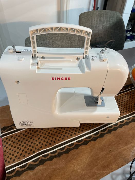 Máquina de costura Singer Serenade ( modelo 2250 )