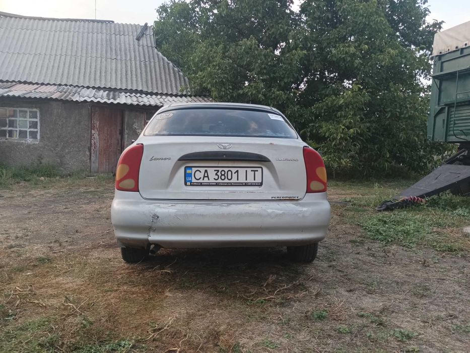 Ланос 1,6 2005 року