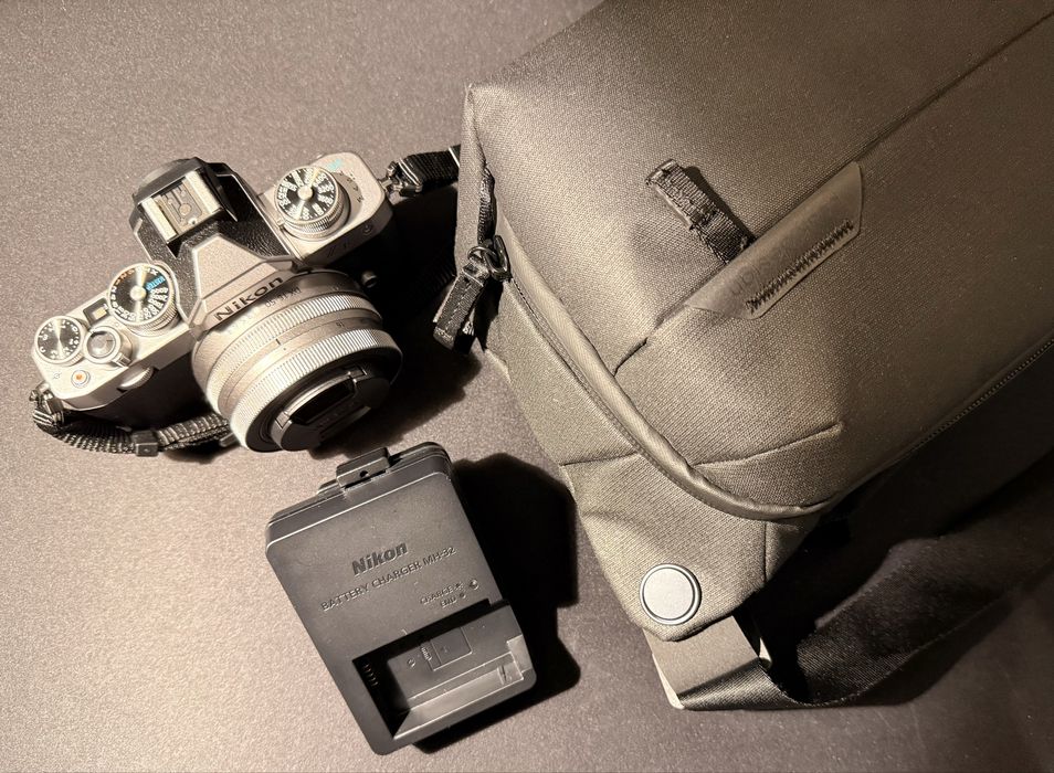 NIKON Z fc + Obiektyw + karta 256GB + Torba Peak Design