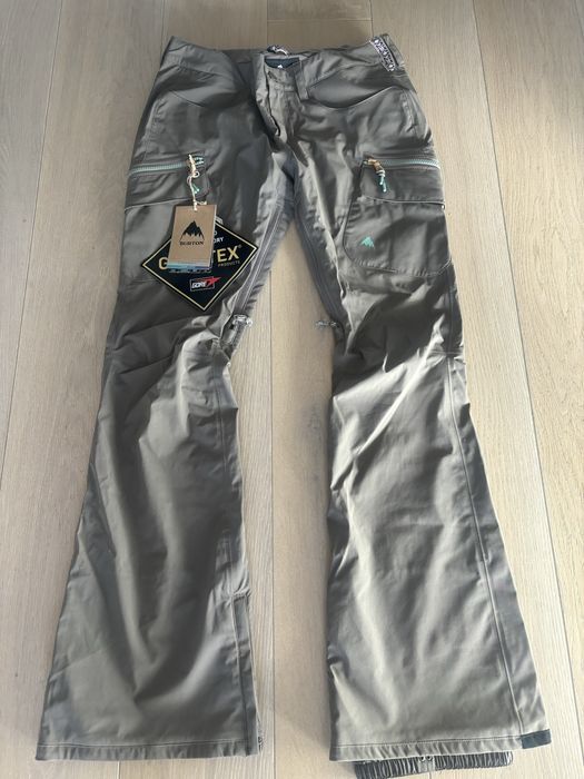 Nowe Spodnie  snowboardowe damskie. BURTON gorex