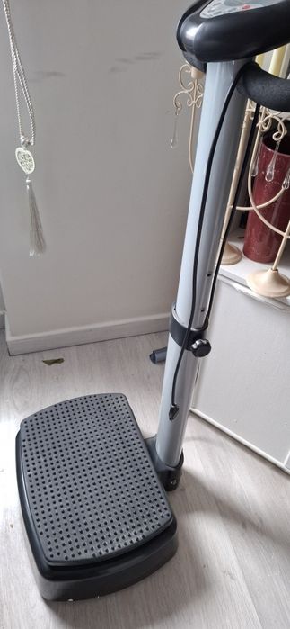 Vibration platform for gym472859802138716164