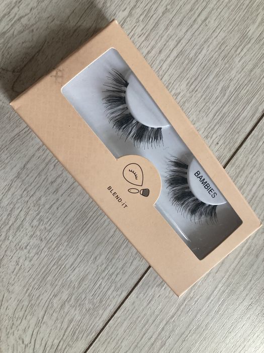 Rzęsy na pasku blend it