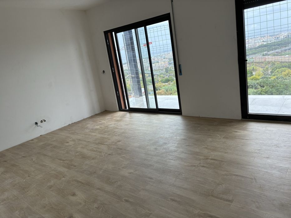 BISCATE - PLADUR,BARRAMENTO, VENIL, PINTURAS - CONSTRUÇÃO CIVIL.