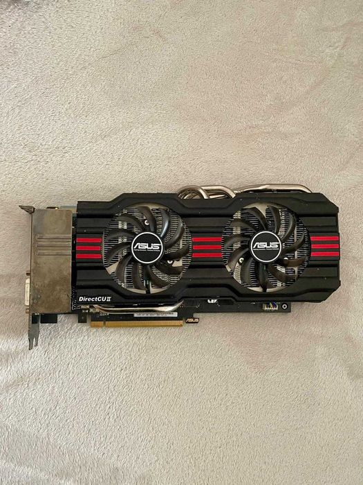 Placa Gráfica Nvidia GTX 670 2GB Asus 2 Ventoinhas