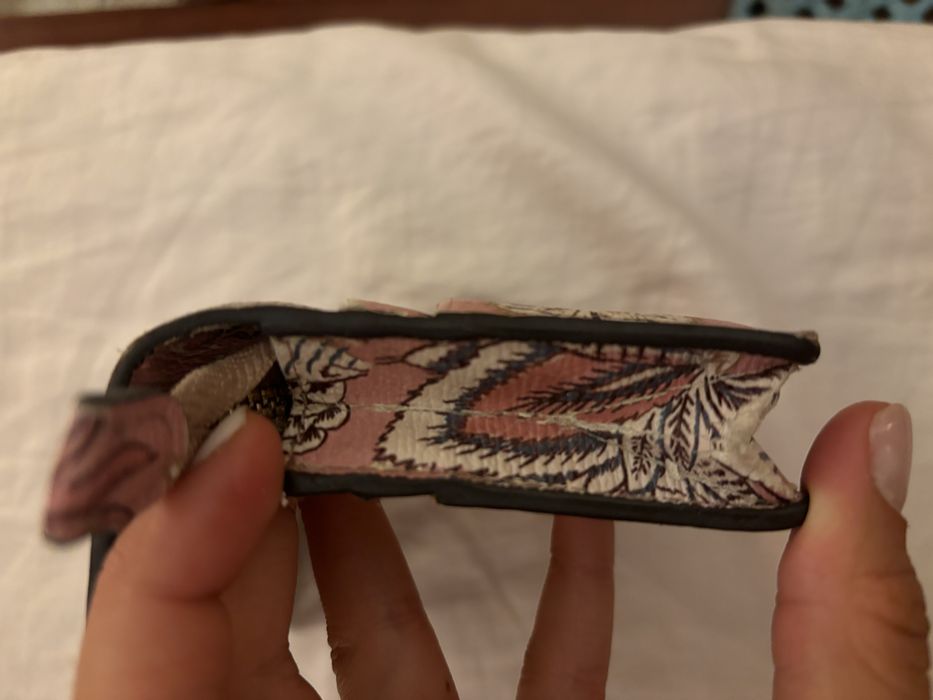 Carteira pequena Parfois