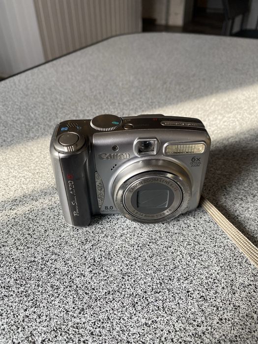 Фотоапарат Canon PowerShot  A720 IS