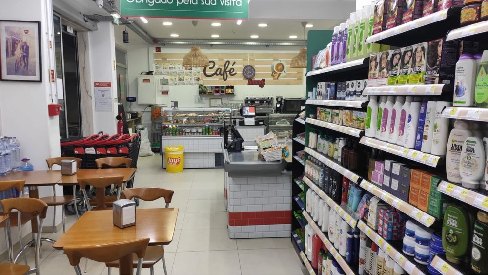 Loja Supermercado e Cafetaria para TRESPASSE em pleno funcionamento