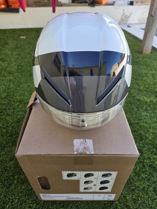 BMW M pro race helmet
