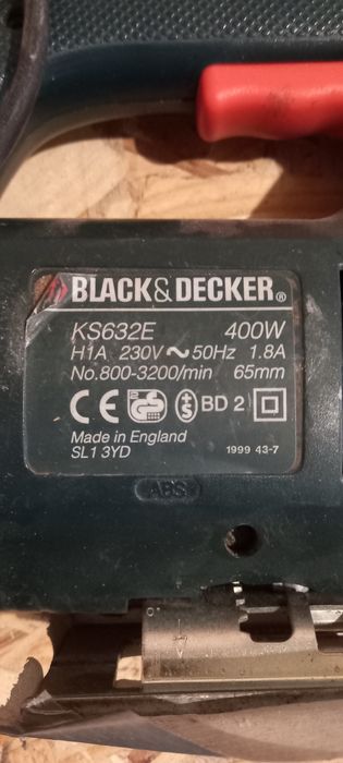 Лобзик Black &Decker  KS632E на запчастини.