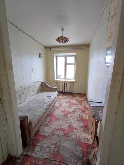 Бюджетна кімната, район Красний міст