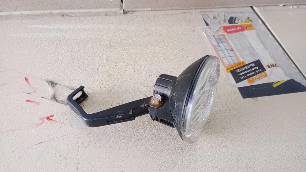 Lampa rowerowa przednia