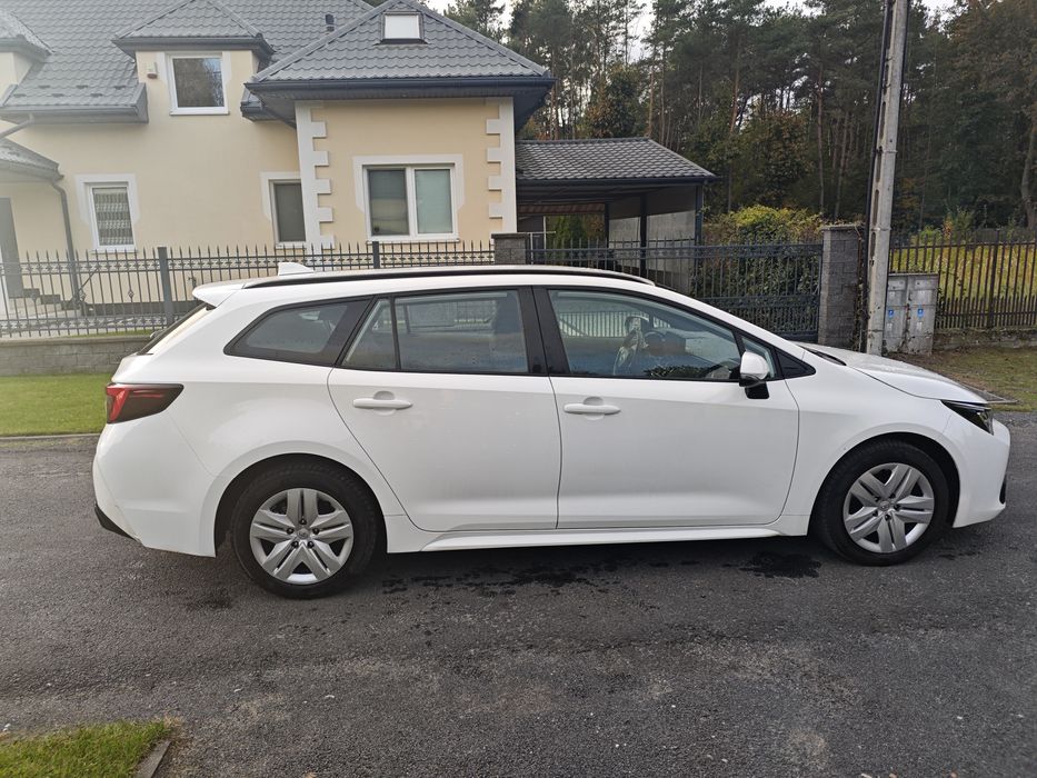 Toyota Corolla e21,2023rok, hybryda 1.8