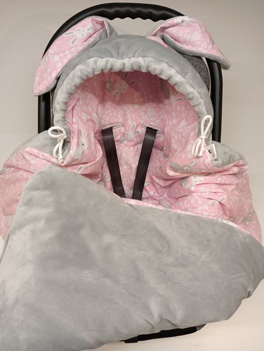 Otulacz do fotelika króliczek