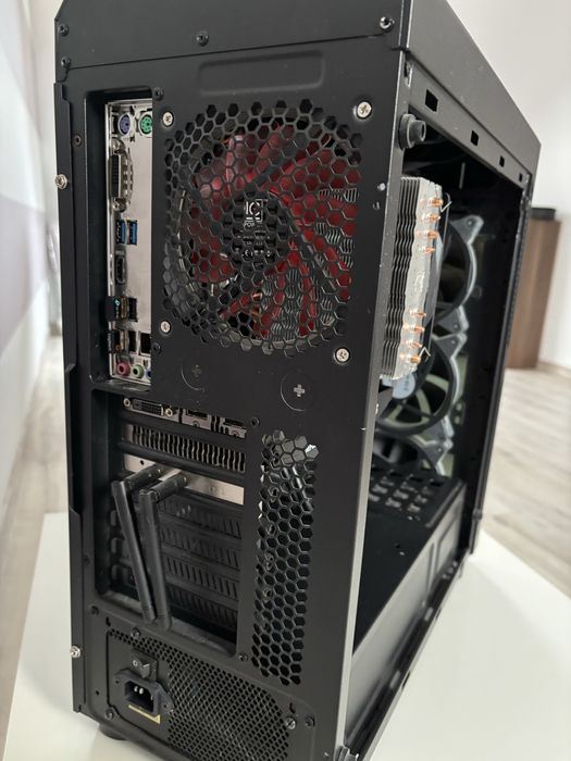 Komputer biurowy-gamingowy