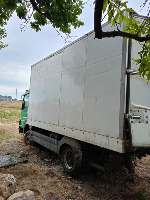 Мерседес атего 917 реф будка 
Частично разукомплектован, в том числе и