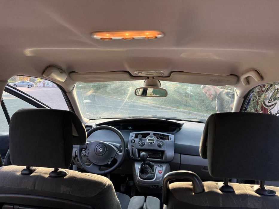 Renault Grand Scenik 2 1.9 DCI
