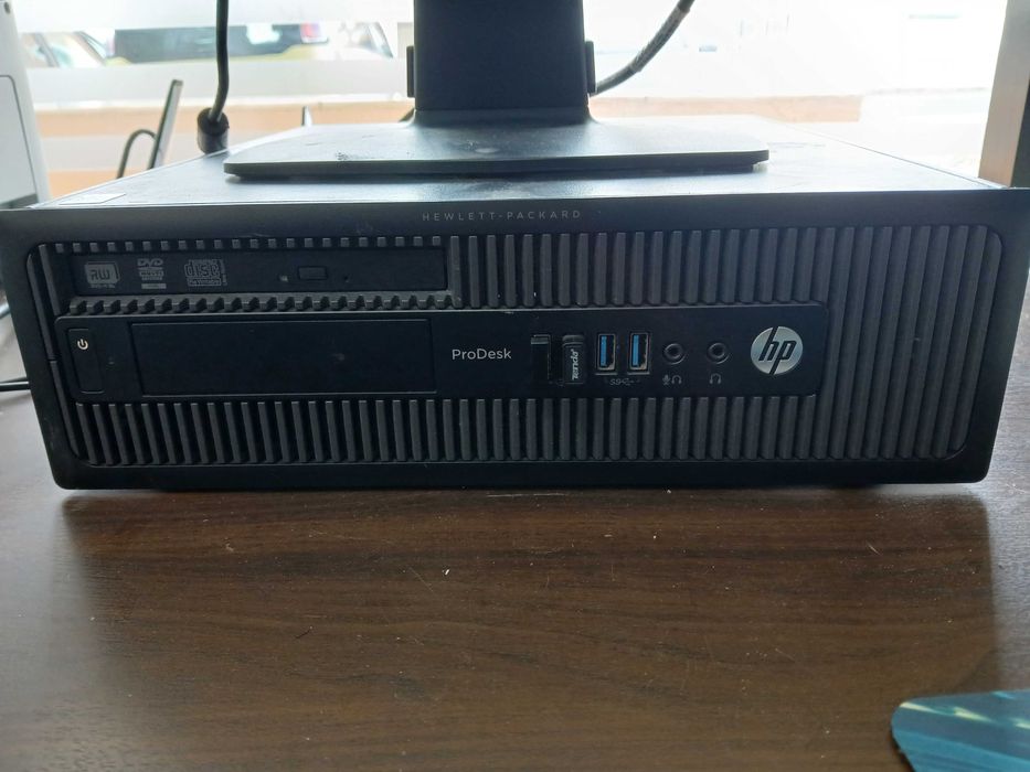 Computador HP ProDesk 600 G1 SFF + Monitor HP Compaq 22" "RESERVADO"