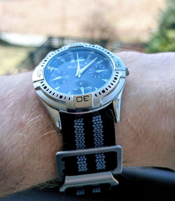 Zegarek męski Pacific Time z ruchomym bezelem, 3 ATM – sportowy styl!