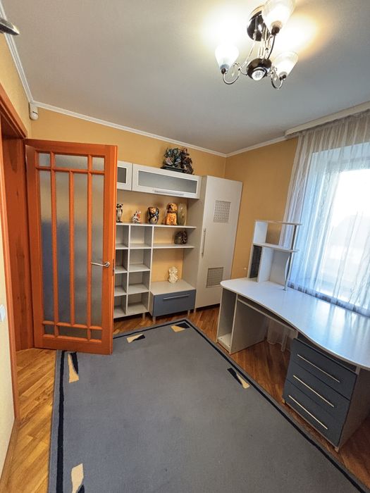 Простора квартира по вул.Д.Галицького з автономним опаленням