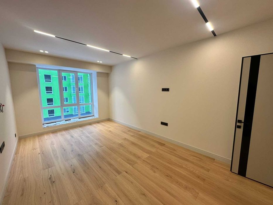 Дизайнерська однокімнатна квартира біля озера ЖК Міленіум.