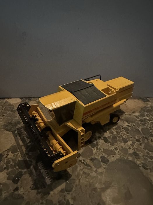 Ceifeira miniatura da Joal 1:42