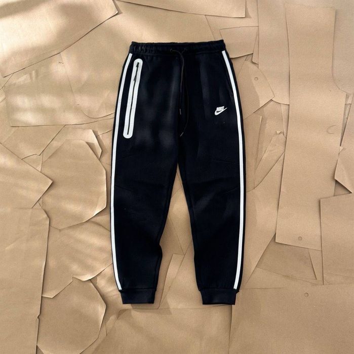 Штаны Nike tech fleece