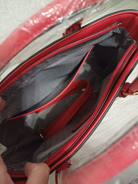 Сумка  червона.Подвійна