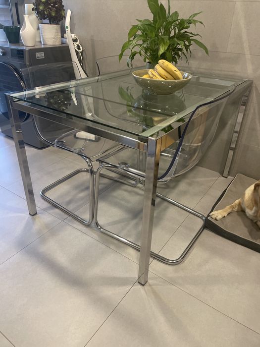 Mesa mais 3 cadeiras ikea