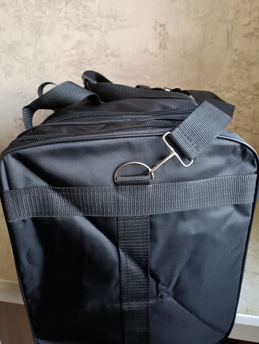 Продам дорожню сумку пума 1000ден