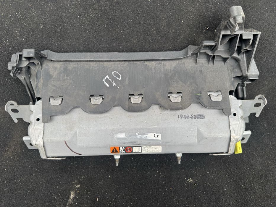 Подушка в коліна водія Toyota Camry 70 2018-24р