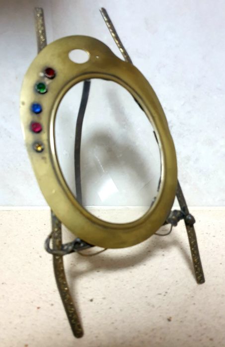 Linda rara antiga moldura em forma de uma paleta de cores