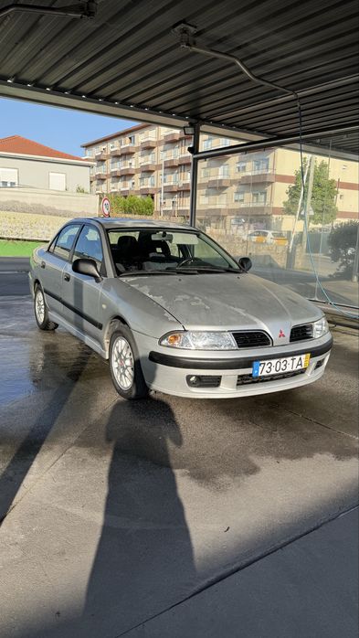 Mitsubishi carisma