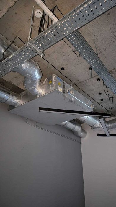 Вентиляційна система для офісу або закладу