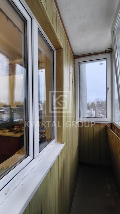 ВЕЛИКА 1 кімнатна з ремонтом