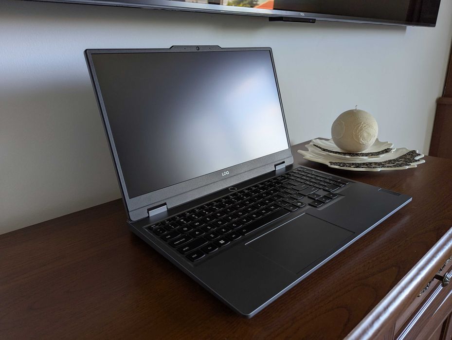 Laptop Lenovo LOQ 15, RTX 5050, 24GB RAM, 512 GB SSD, Gwarancja (19 miesięcy)