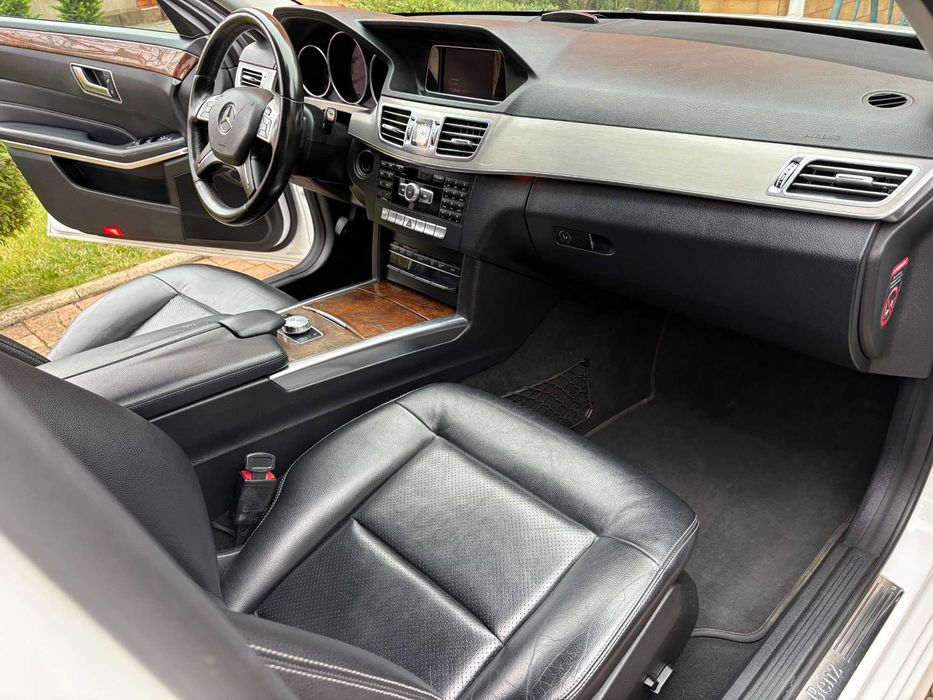 Продам Мерседес-Бенс Е220 CDI