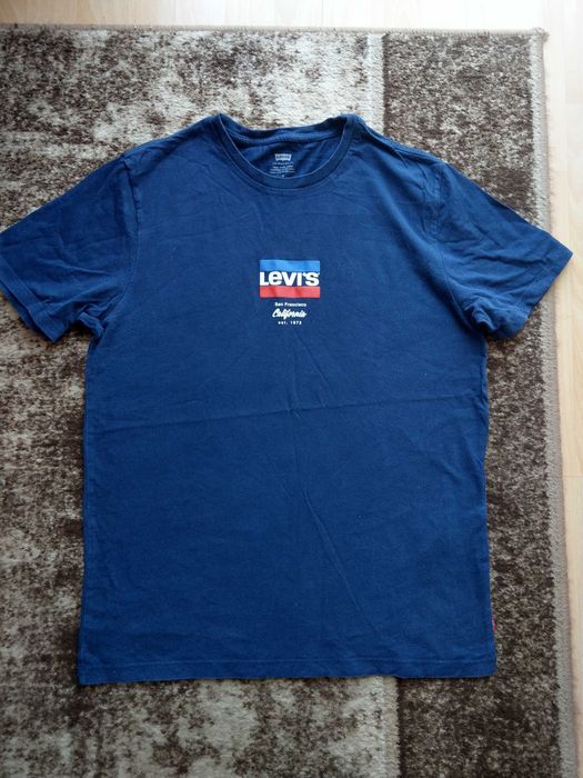 t-shirt Levi's central color logo(unisex)