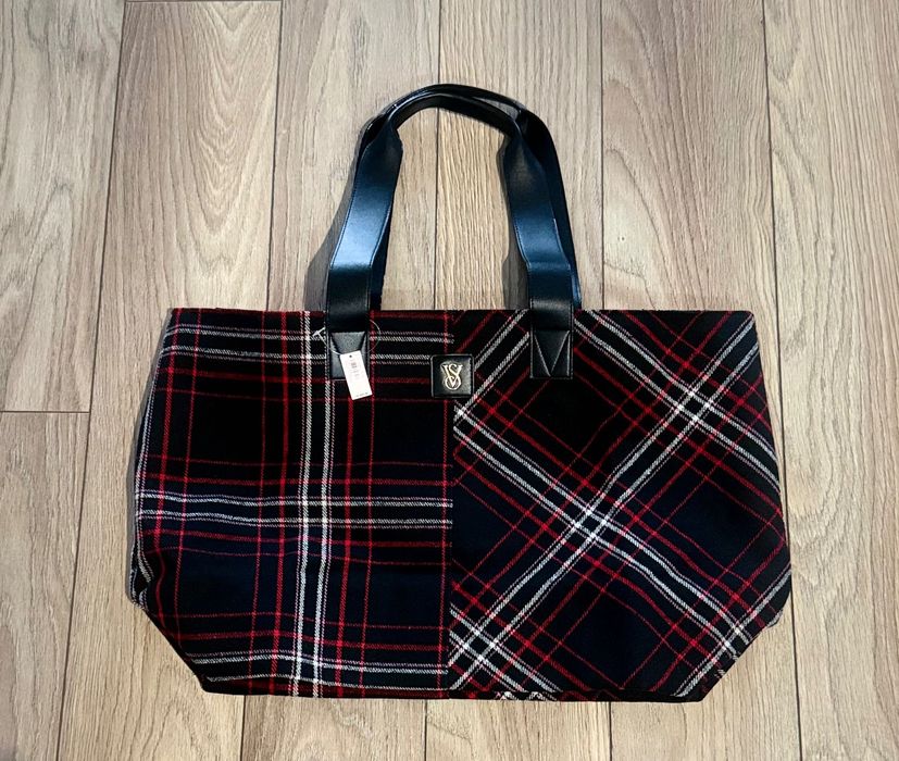 В наявності сумка Pink Victoria’s Secret оригінал